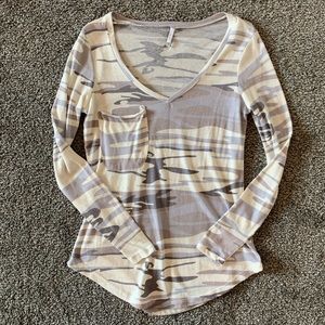 Z Supply v-neck long sleeve shirt